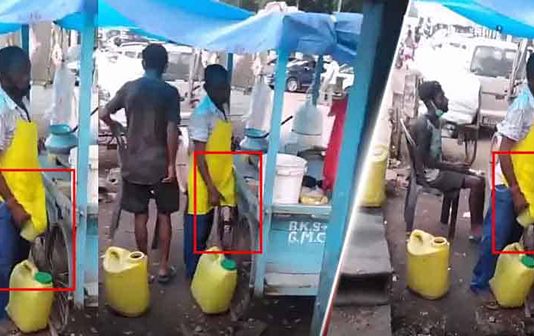 பானிபூரியில் சிறுநீரை கலக்கிய கடைக்காரர் : அறுவறுக்கத்தக்க செயல்.. அதிர்ச்சி வீடியோ!!