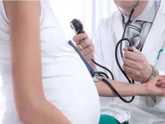 சிகிச்சைக்கு வந்த பெண்களுக்கு மருத்துவர் செய்து வந்த மோசமான செயல் : விசாரணையில் பேரதிர்ச்சி!!