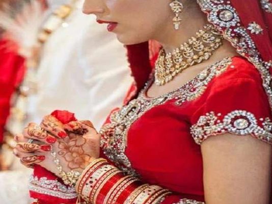 திருமணமாகிய மறுநாளே கணவரால் நடந்த கொடூரம் : அதிர்ச்சியடைந்த புதுப்பெண்!!