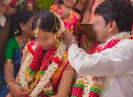 வேறொரு பெண்ணுக்கு கண்முன்னே தாலி கட்டிய காதலன்… தடுக்க போராடிய காதலி: அதன் பின் செய்த துணிச்சல் செயல்!!