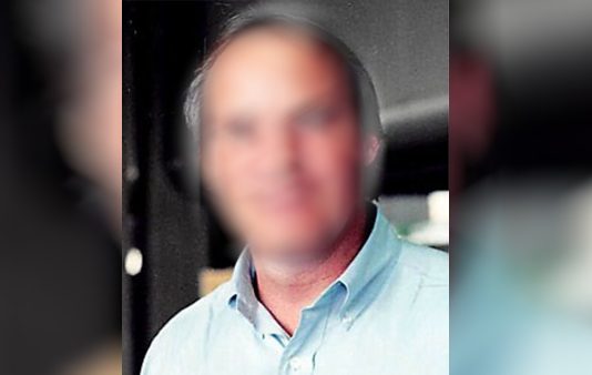 தாயின் ச.ட.ல.த்தை பாதாள அறையில் வைத்திருந்த மகன்: பின்னணியில் ப.கீ.ர் காரணம்!!