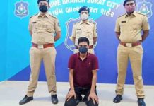 கை, கால்களை து.ண்டு து.ண்.டாக வெ.ட்டி.. பி.ளேடால் முகத்தை கிழித்து.. கொ.டூ.ரமாக கொ.லை செ.ய்.ய.ப்பட்ட இ.ள.ம்பெண்: தி.டு.க்கிடும் தகவல்!!