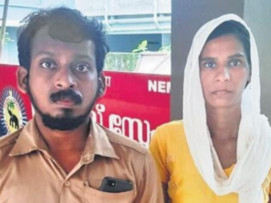 10 ஆண்டுகள் வீட்டு அறையில் காதலியை ரகசியமாக வைத்திருந்த இளைஞர் : திடுக்கிடும் தகவல்!!