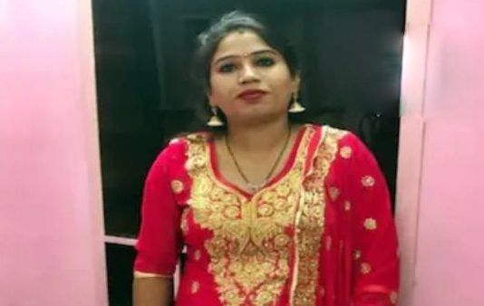 பெற்ற மகள்களுக்கு இரக்கமின்றி தாய் செய்த வெறி செயல் : நாட்டையே உலுக்கிய கொடூர சம்பவம்!!