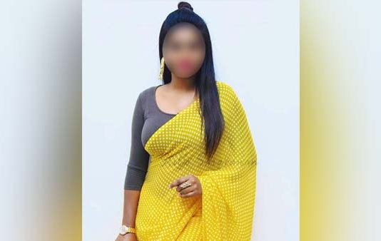 இரண்டு குழந்தைகள் இருக்கும் நிலையில் இனி நடித்தால் ஹீரோயினா தான் நடிப்பேன் என அடம் பிடிக்கும் பிரபல முன்னணி நடிகை!!