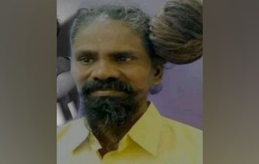 பெற்ற மகளுக்கு சாமியார் தந்தையால் நடந்த கொடூரம்!!
