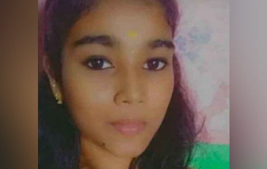 சாமி கும்பிடுவதற்காக சென்ற மாணவி : துடிதுடித்து இறந்த சோகம்!!