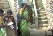 திருமணம் ஆன முதல்நாளே காதல் மனைவியை கைவிட்டு சென்ற கணவர் : துணிச்சலாக மனைவி எடுத்த அதிரடி முடிவு!!