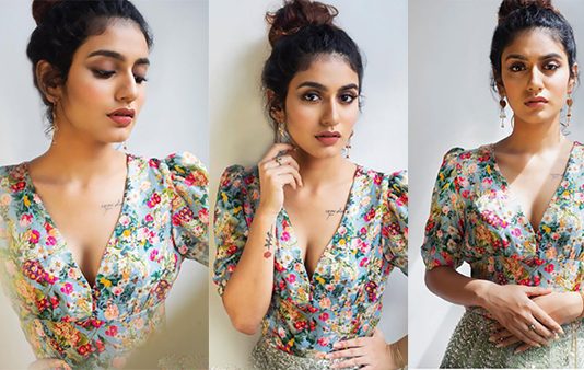 இணையத்தில் லீக்கான 22 வயது நடிகை பிரியா பிரகாஷின் பெட்ரூம் புகைப்படம் : வாய்பிளந்து பார்க்கும் ரசிகர்கள்!!