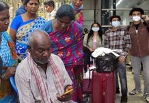 உக்ரைனில் சிக்கிய மாணவன்… அதிர்ச்சியில் தாய்க்கு நேர்ந்த சோகம் : வீடியோ காலில் கதறி அழுத மகன்!!