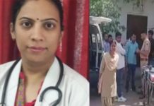 பிரசவத்தின்போது கர்ப்பிணிக்கு நேர்ந்த சோகம் : மருத்துவமனை வளாகத்திலேயே டாக்டர் எடுத்த விபரீத முடிவு!!