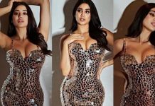 முன்னழகை காட்டி ஹாட் வீடியோவை வெளியிட்ட ஜான்வி கபூர்!!
