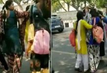 காதலனுக்காக நடுரோட்டில் சண்டையிட்ட மாணவிகள் : பரபரப்பை கிளப்பிய சம்பவம்!!