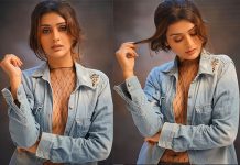 உள்ளயும் ஒரு டிரெஸ் போடும்மா… உள்ளாடை அணியாமல் கூச்சப்படாம திறந்து காட்டும் பயல் ராஜ்புட்!!
