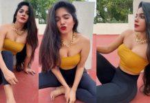 போஸ் எல்லாம் ஓகே… ஆனா டிரஸ் எங்க? இளசுகளை சுண்டி இழுத்த திவ்யா பாரதி!!