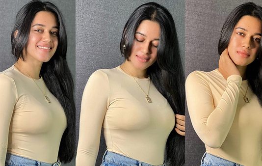 கட்டழகை பாத்தாலே ஏதோ செய்து.. ஹோட்டல் அறையில் சூடேற்றும் மிருணாளினி ரவி!!