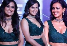 முன்னழகை காட்டி ரசிகர்களை மூழ்கடித்த நடிகை ஷ்ரத்தா ஸ்ரீ நாத்!!