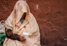 ஊர் ஊராக யாசகம் பெற்று பணத்தை இலங்கை தமிழர்களுக்கு கொடுத்த நபர் : நெகிழ்ச்சி சம்பவம்!!