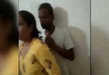 கதவை திறந்து பார்த்த மகளுக்கு பயங்கர அதிர்ச்சி : காதலனுடன் கண்றாவி கோலத்தில் தாய்!!