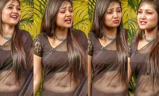 மார்பின் மேல் குத்தியுள்ள டாட்டூ தெரிய குனிந்தபடி சூடேற்றும் சீரியல் நடிகை பிரியங்கா நல்காரி!!