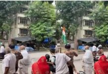 கண் இமைக்கும் நேரத்தில் உடைந்து விழுந்த 4 மாடி கட்டடம் : அதிர்ச்சி வீடியோ!!