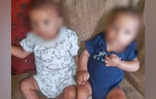 ஒரே கருவில் இரட்டை குழந்தை.. ஆனால் வெவ்வேறு தந்தை : பிரசவத்தில் பகீர்!!