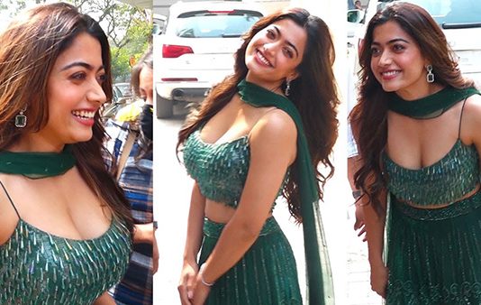 ப்பா முடியல… முன்னழகை காட்டி மிரள வைத்த ராஷ்மிகா மந்தனா!!