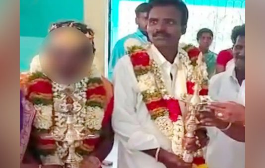 17 வயதில் கட்டாய திருமணம்… 18 வயதில் காதல் திருமணம் : குடும்பத்தாருக்கு காத்திருந்த அதிர்ச்சி!!