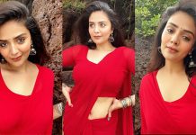 புடவையில் முன்னழகு எடுப்பாக தெரிய செம சூடான போஸ் கொடுத்த ஸ்ரீமுகி!!