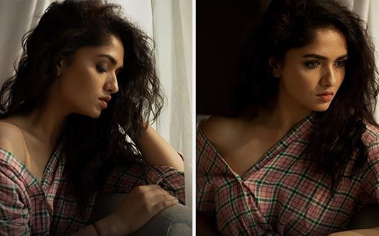 உடம்பா இல்ல தேன் கூடா? புடவையில் தேவதை போல ஜொலித்த சுனைனா ஹாட் போட்டோஸ்!!