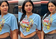 முட்டிக்கிட்டு நிக்கும்முன்னழக எடுப்பா காட்டி இளசுகளை சூடாக்கிய ரேஷ்மா!!