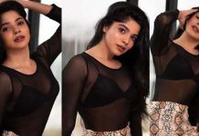 மார்க்கமான உடையில் ரசிகர்களை கிறங்கடித்த திவ்யா பாரதி லேட்டஸ்ட் Pics!!