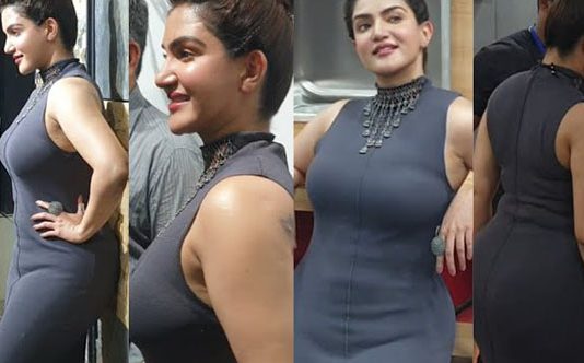 முன்னழகை கும்முனு காட்டி போஸ் கொடுத்த ஹனிரோஸ்!!