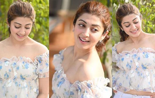 ப்பா செம… அழகில் சொக்கிப்போன பசங்க.. பிரணிதாவின் ஹாட் பிக்ஸ்!!