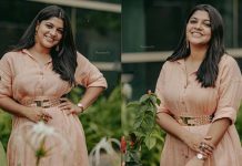 ப்பா செம.. கொழுக் மொழுக் உடம்பை காட்டி போஸ் கொடுத்த அபர்ணா பாலமுரளி!!