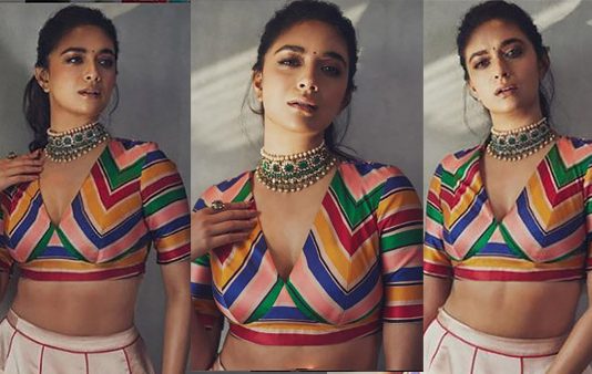 ஐயோ கீழ விழுந்துரும் போலையே…. அப்படி இருக்கு ஜாக்கெட்.. கீர்த்தி சுரேஷின் லேட்டஸ்ட் ஹாட் கிளிக்ஸ்!!