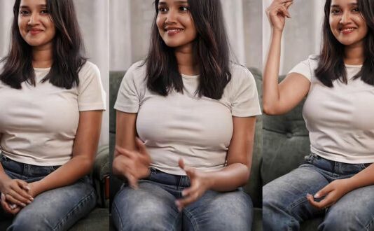 சின்ன பொண்ணுன்னு சொன்னா நம்ப மாட்டாங்க.. அனிகா வெளியிட்ட ஹாட் புகைப்படங்கள்!!