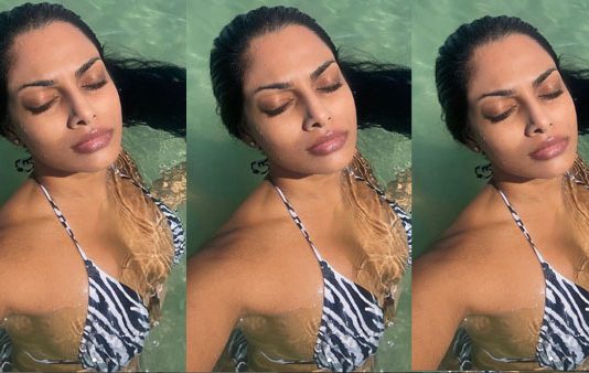 சேலையை விலக்கி மொத்த அழகை காட்டி முரட்டு போஸ் கொடுத்த சந்திரிக்கா ரவி!!