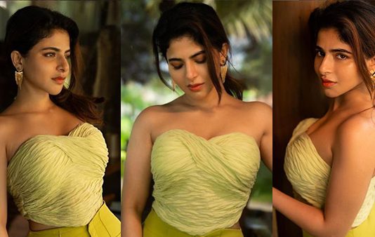 ஸ்லீவ்லெஸ் உடையில் கைய தூக்கி அந்த இடம் தெரியுற மாதிரி போஸ் கொடுத்த ஐஸ்வர்யா மேனன்!!