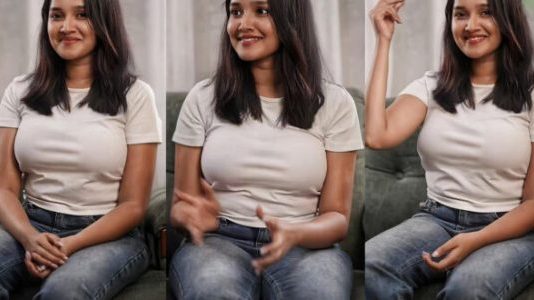 மாலைத்தீவில் மஜா பண்ணும் அனிகாவின் ஹாட் கிளிக்ஸ்!!