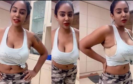 என்னுடன் படுக்கையை பகிர்ந்த பிரபலங்கள் இவர்கள் தான்.. பரபரப்பை கிளப்பும் ஸ்ரீரெட்டி!!